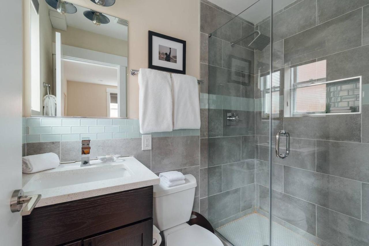 Renovated & Modern Home In Downtown Philly ฟิลาเดลเฟีย ภายนอก รูปภาพ