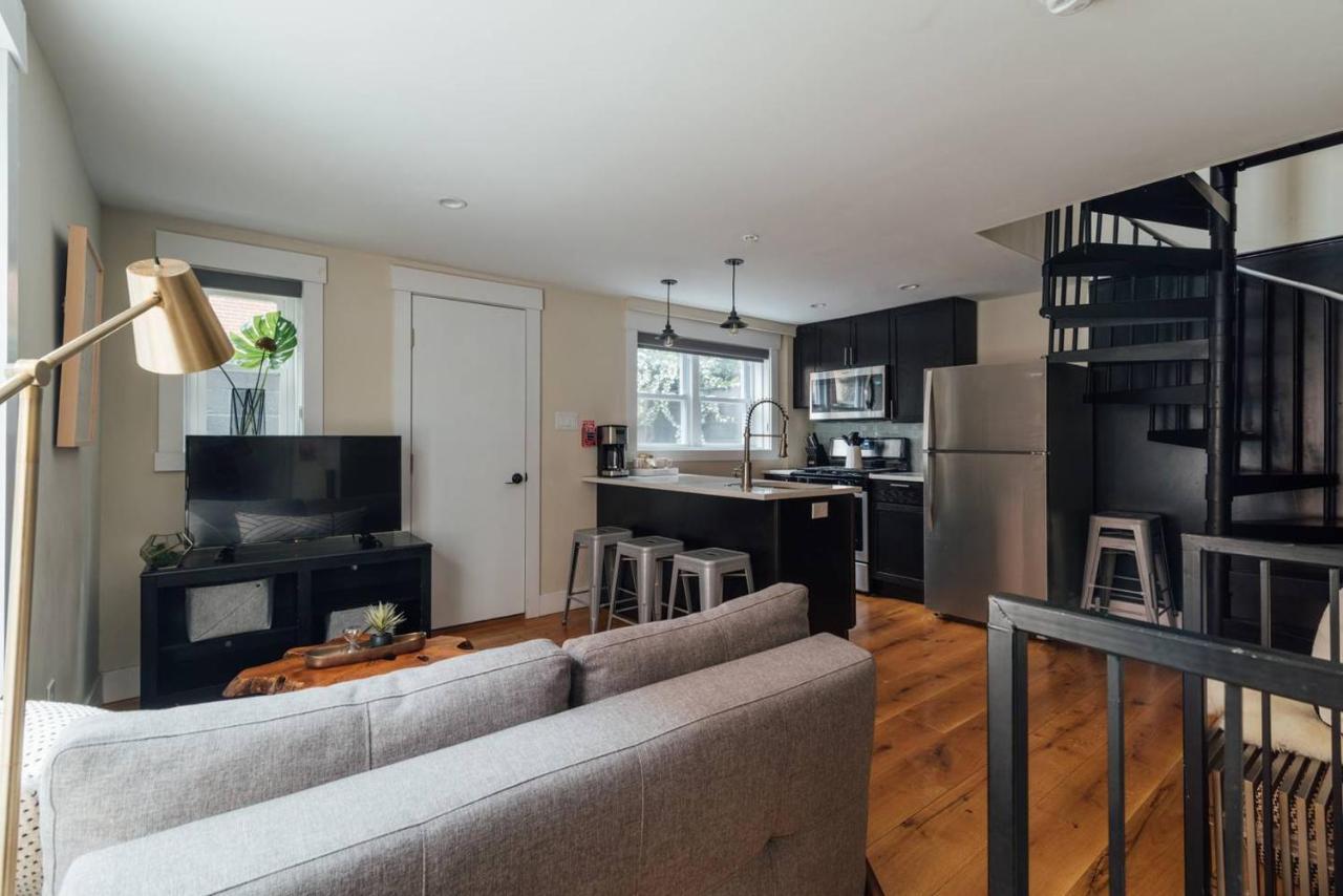 Renovated & Modern Home In Downtown Philly ฟิลาเดลเฟีย ภายนอก รูปภาพ