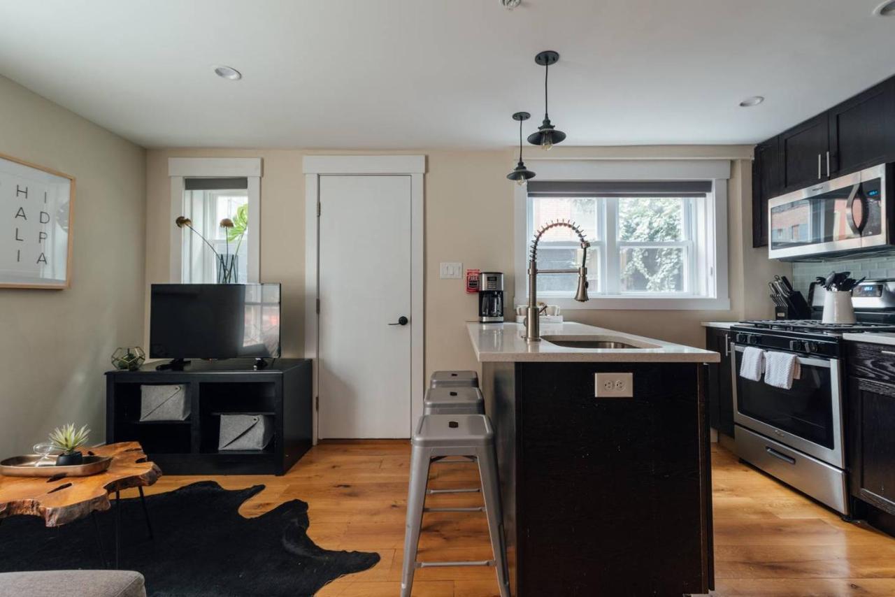 Renovated & Modern Home In Downtown Philly ฟิลาเดลเฟีย ภายนอก รูปภาพ