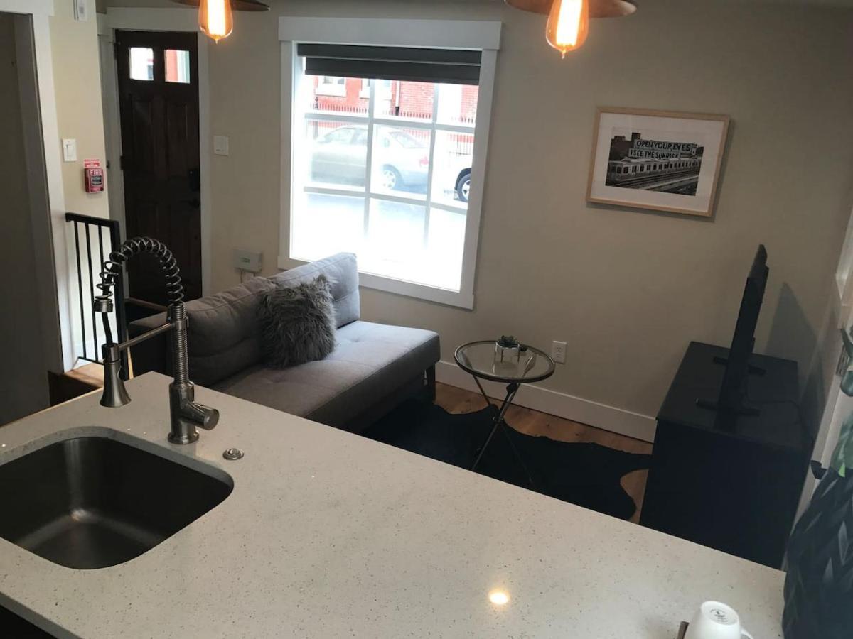 Renovated & Modern Home In Downtown Philly ฟิลาเดลเฟีย ภายนอก รูปภาพ