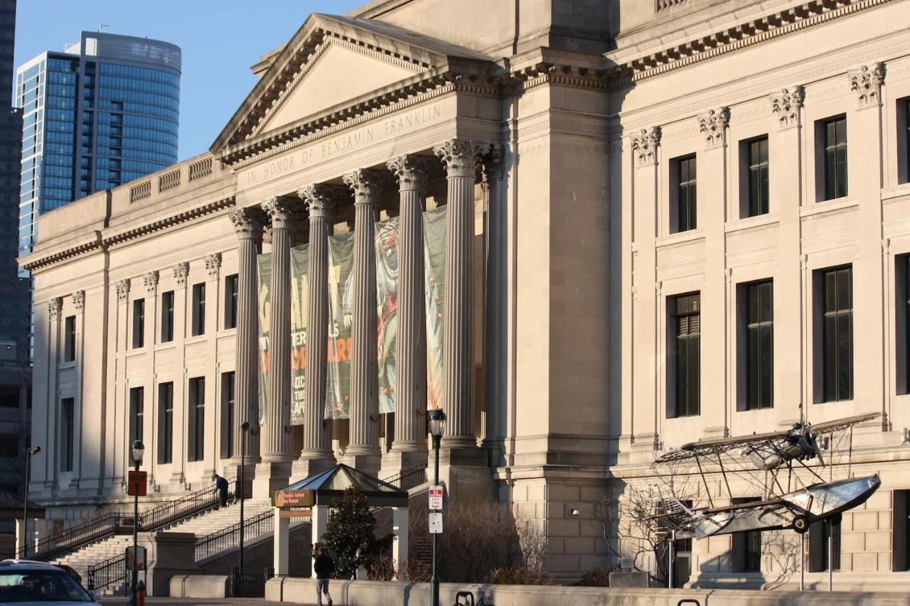 Renovated & Modern Home In Downtown Philly ฟิลาเดลเฟีย ภายนอก รูปภาพ